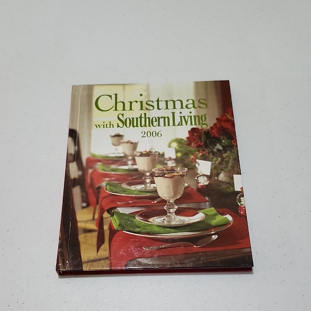 CHRISTMAS with SOUTHERN LIVING 2006 BOOK
